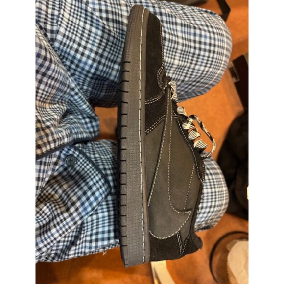 Nike \